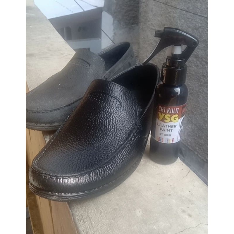 

cat kulit asli warna hitam,cat untuk semua bahan kulit asli,isi 80ml,100ml,250ml dan 500ml