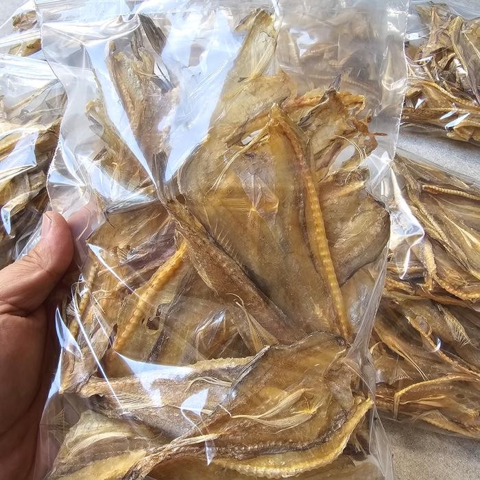 

TERMURAHH!! Ikan Asin Jambrong Kering Tawar 100gr - Jambrong Siting Tarakan Tipis