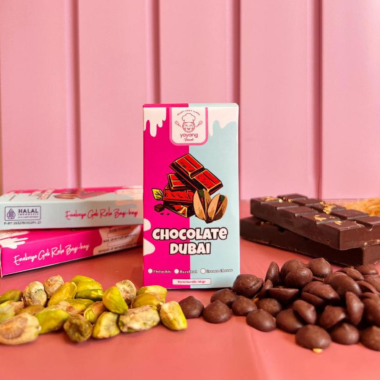 

Coklat Dubai Kunafe Pistachio 40gr - Yayang Dessert