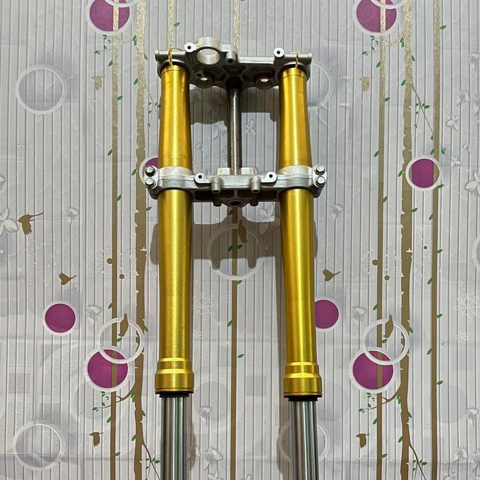 PREMIUM SHOCK DEPAN USD CRF 150 L ORIGINAL