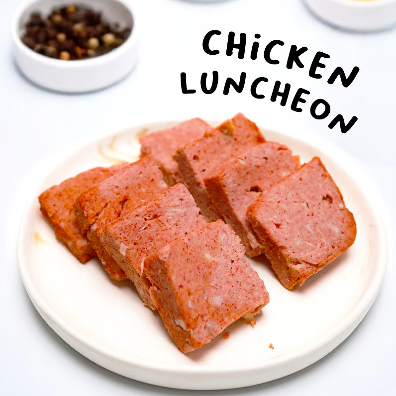 

Grass Fed Be Luncheon Organic Chicken Luncheon by Kedai MPASI