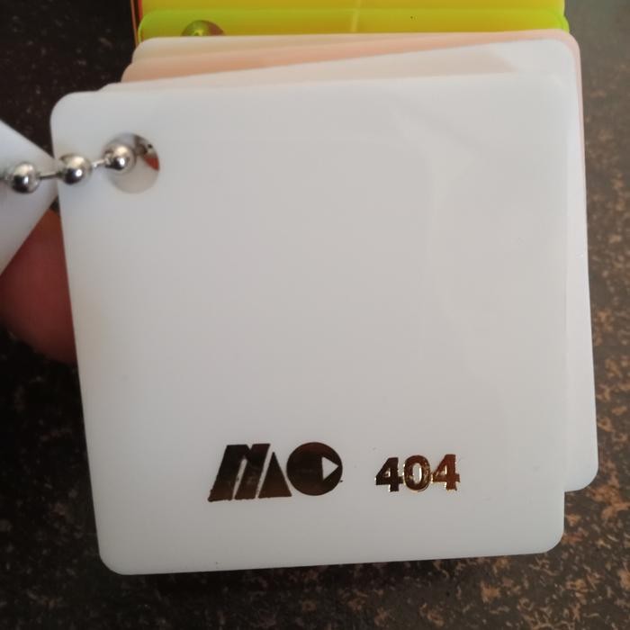 Akrilik Lembaran Putih Kapur 2Mm 122X244