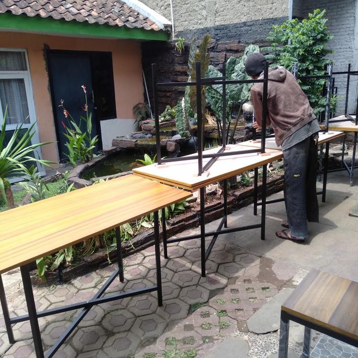 PREMIUM meja lipat 80x60 cm