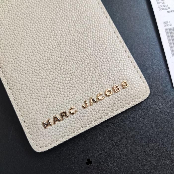 

nwt M*arc Jacobs lanyard ID card marshmallow murah recommended