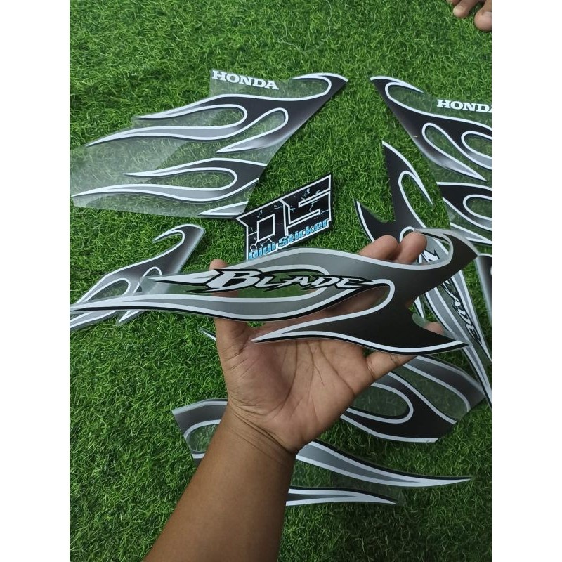 STRIPING TRANSPARAN BLADE 125 COSTUM API HO