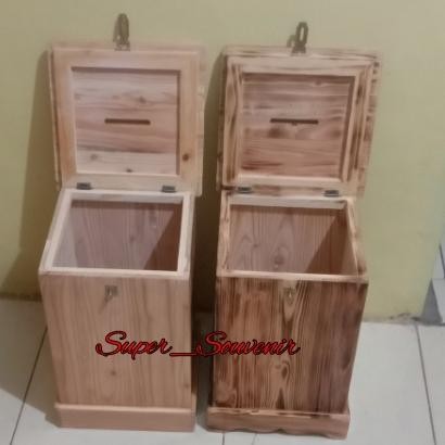 

Aman - Kotak Angpao Amplop Undangan / Bahan Jati Belanda