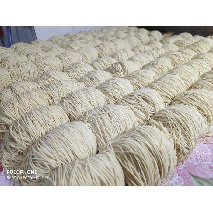 

Ready JT Mie Basah/mentah untuk mie ayam