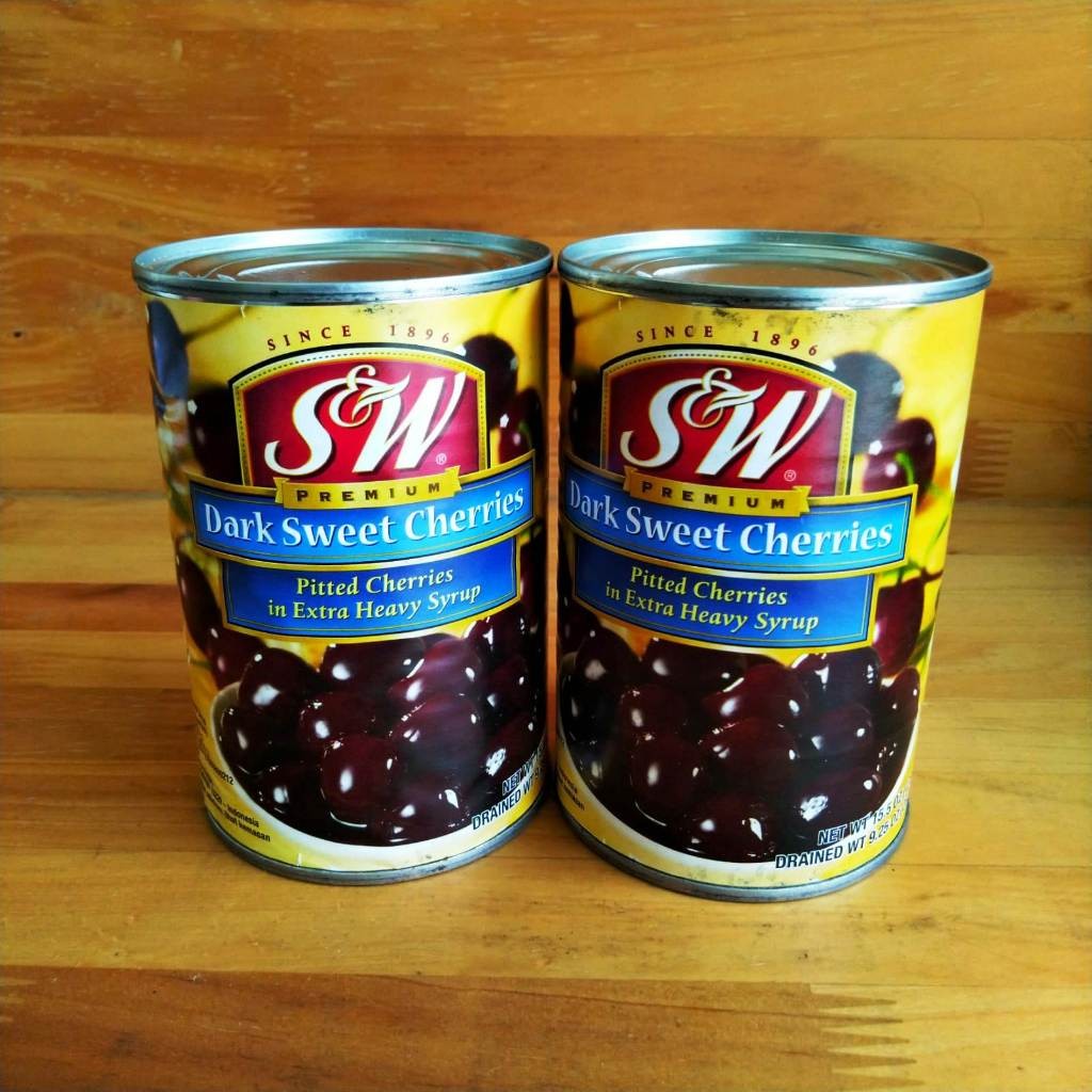 

Lovely Back - Sw Premium Dark Sweet Cherries / Manisan Buah Kaleng 439 gr