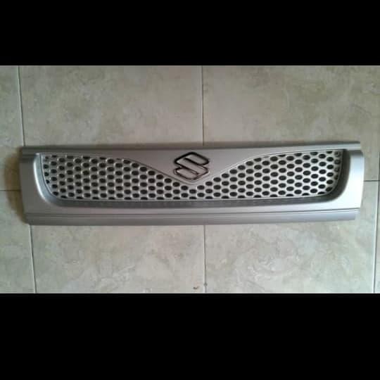 Grill Depan Suzuki Futura 1.5 Kode 011