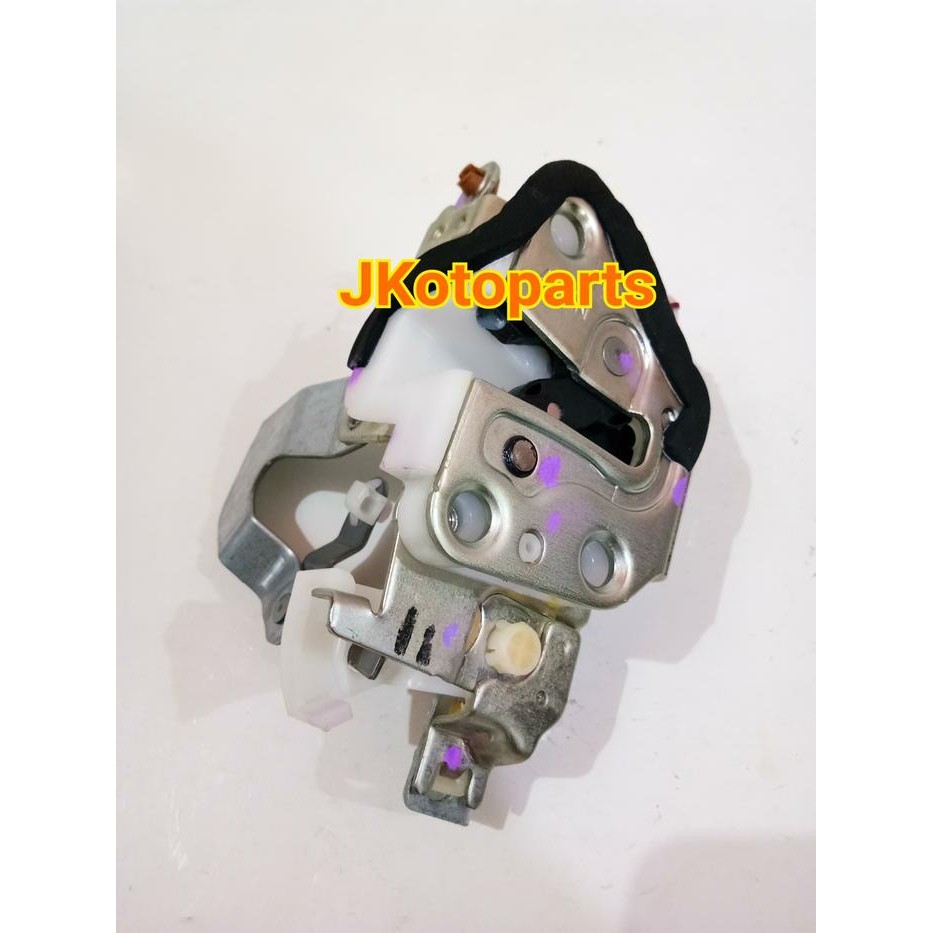Door Lock Apv Tengah Kanan