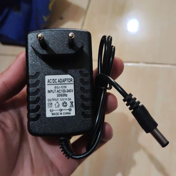 ADAPTOR LISTRIK CCTV 12V - 3A ( 5,5 * 2.5MM )
