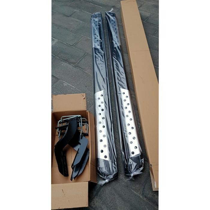 FOOT STEP SAMPING TOYOTA KIJANG KABSUL KIJANG NEW LGX MODEL BINTIK