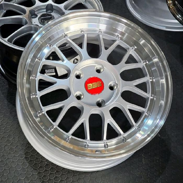 velg racing r17 BBS LM LEBAR 7,5 ET 40 PCD 5X114,3 velg racing mobil ring 17 bisa untuk mobil Innova