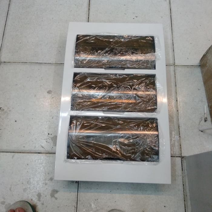 Box Mcb 36 Group Inbow Larkin