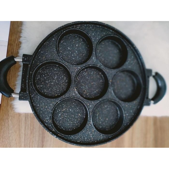 

Cetakan Kue 7 Lubang Datar Happy Fun/Cetakan Martabak Mini Tutup Kaca Gratis Ongkir