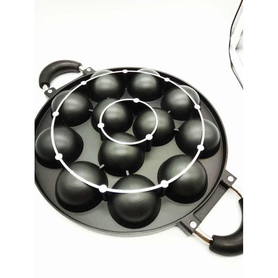 

Takoyaki 12 Lubang Teflon Tanpa Tutup Cetakan Kue Basah Medium Gratis Ongkir