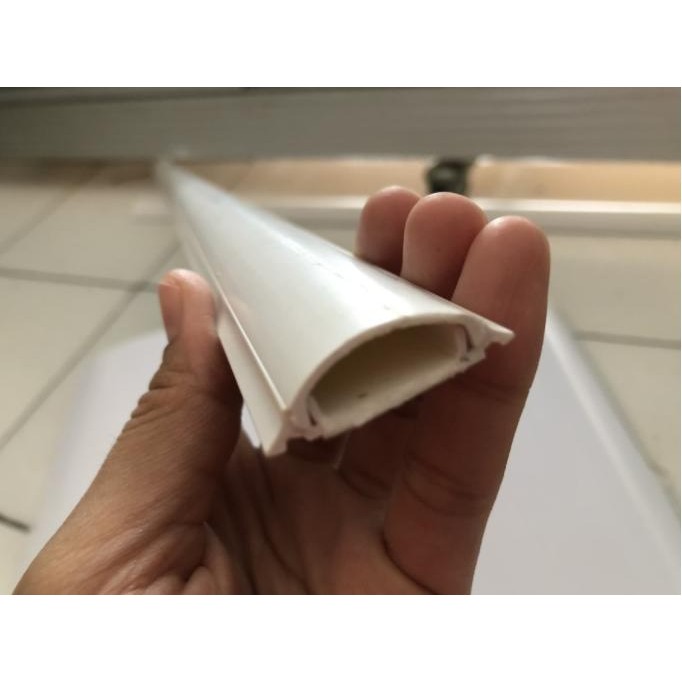 Kabel Duct Lantai Tc 10X35 1 Meter 10 X 35 Niso Floor Duct Oval 1M 1 M