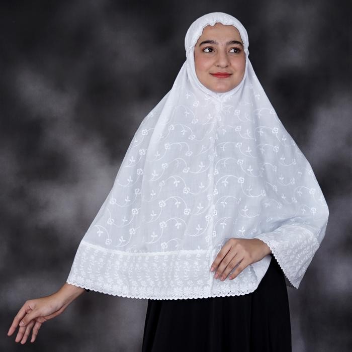 Bergo Jepang Renda Katun Putih Jumbo Perlengkapan Umroh Wanita