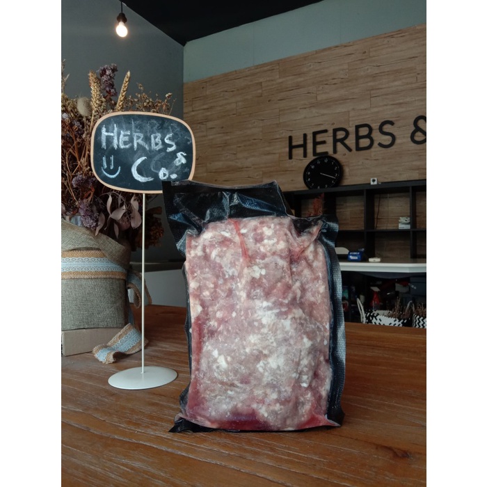 

DANISH - MINCE PORK / DAGING BABI GILING / 35% FAT 1 KG KODE 1322