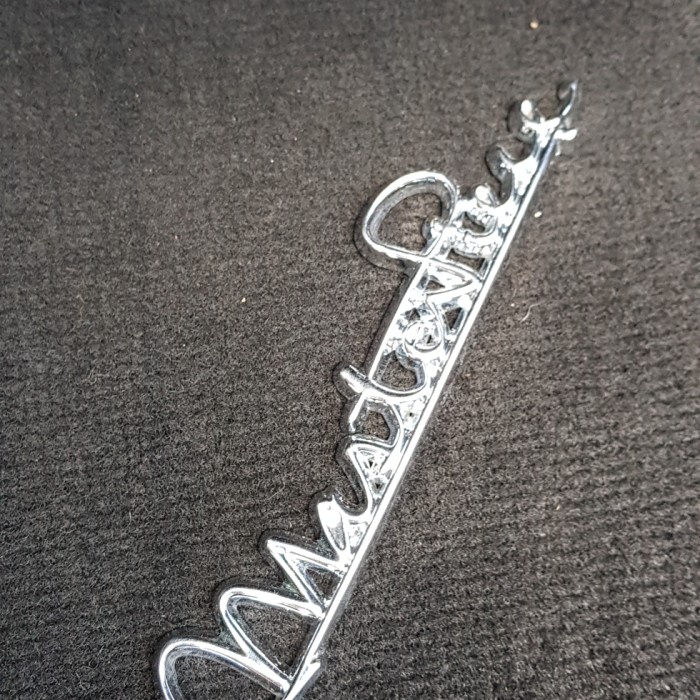 Logo Masterpiece Mercedes Benz W124 Bekas