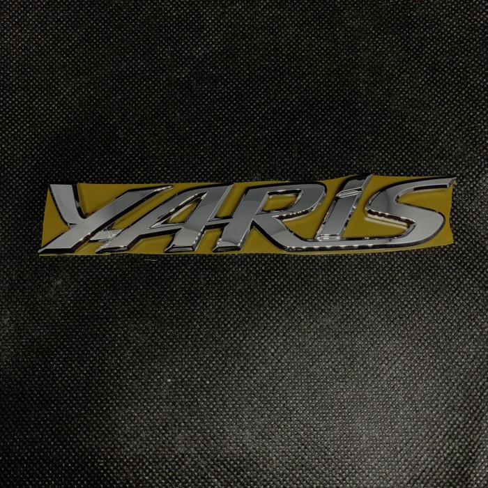 Emblem Toyota Yaris / Tulisan Yaris / Emblem Yaris Original