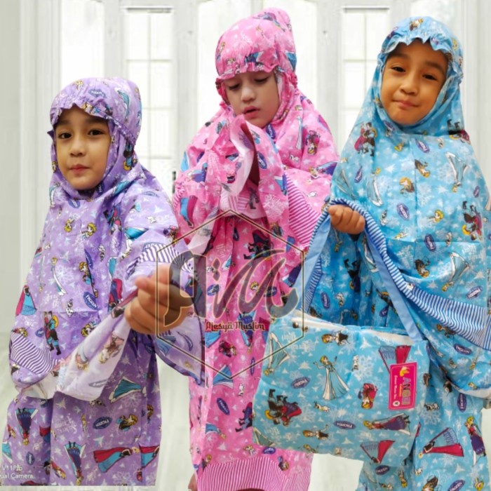 mukena anak karakter frozen tas sajadah tebal