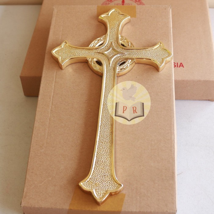 

Ready Salib Berbahan Kuningan Polos Tanpa Korpus Tinggi 24 Cm Warna Gold (L)