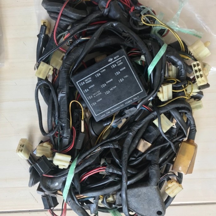 TERLARIS kabel body Isuzu panther kotak original