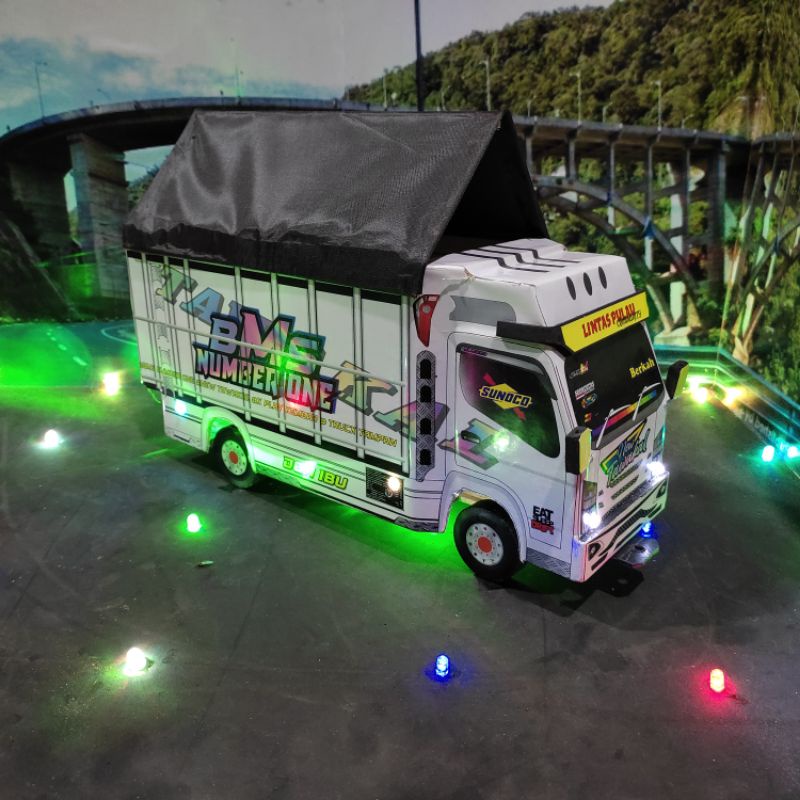 Discount PROMO MINIATUR TRUK MURAH TRUK OLENG LAMPU TERPAL BISA BELOK MAINAN ANAK TAWAKAL PUTIH 5