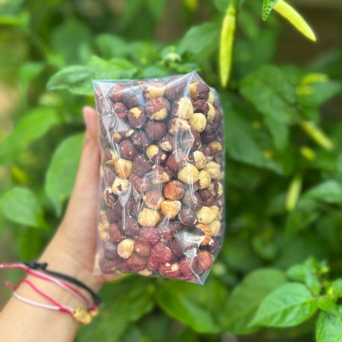 

HAZELNUT ROASTED KACANG HAZELNUT PANGGANG