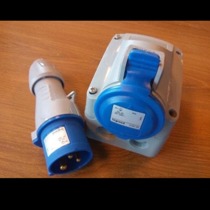 TERLARIS surface mounting legrand 3pin 32a plug industey genset 3x32a