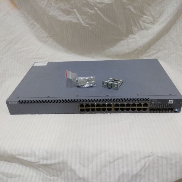 Juniper EX2300 24T 24-port Ethernet with 4 x 10G SFP+ Uplink