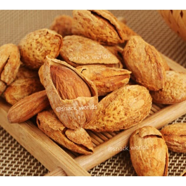 

500gram Almond Roasted ( Kacang Panggang ) USA California in Shell bakar