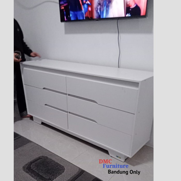 Buffet Tv Rak Tv 150 Cm Credenza 6 Laci Serbaguna Cr Dublin