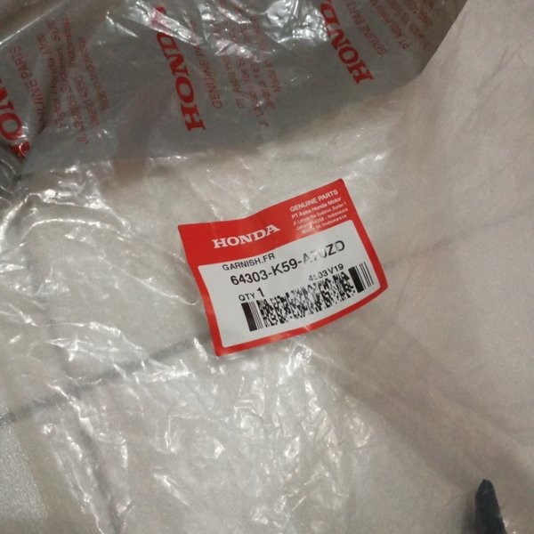 garnish lampu depan garnis bawah lampu depan new vario 150 vario 125