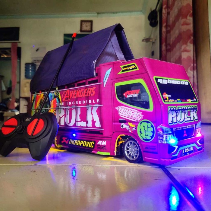 PREMIUM MIniatur Mainan Mobil Truk Trek Truck Oleng Mania Bak Lampu Terpal Rc Remote Kontrol