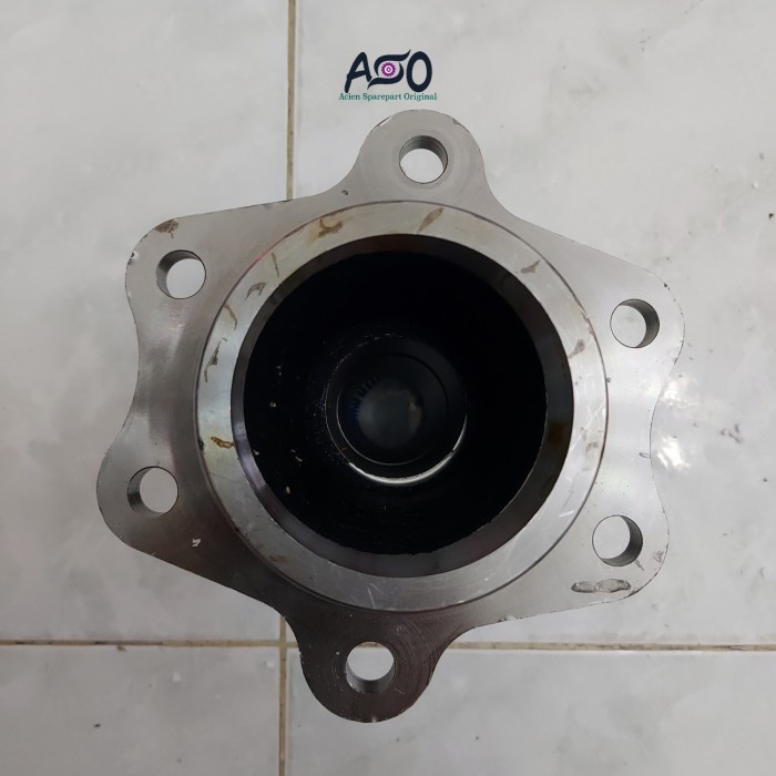 Spindle Spindel Housing End Pucuk Rebung Dyna Dutro HT130 HT 130 Kanan