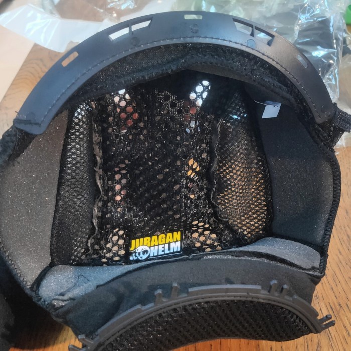 Busa Atas Zeus ZS613c