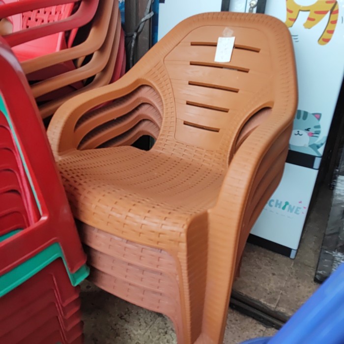 kursi plastik olymplast OL-509 rotan sandaran santai
