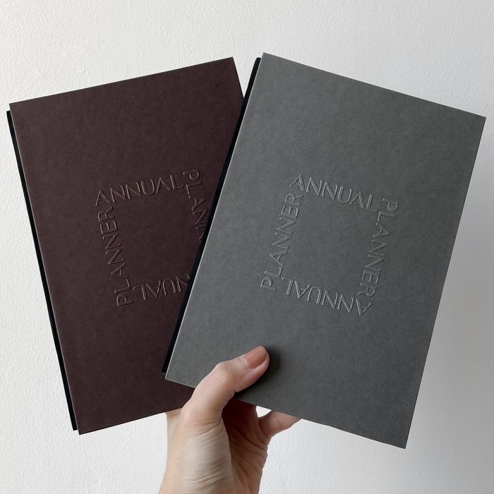 

Undated Annual Planner (all year) TERLARIS/TERMURAH/TERPOPULER