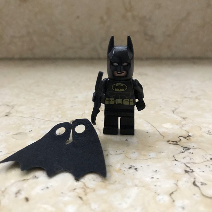 Lego Minifigure Batman Black Type 1 Cowl Sh016 6863 6864