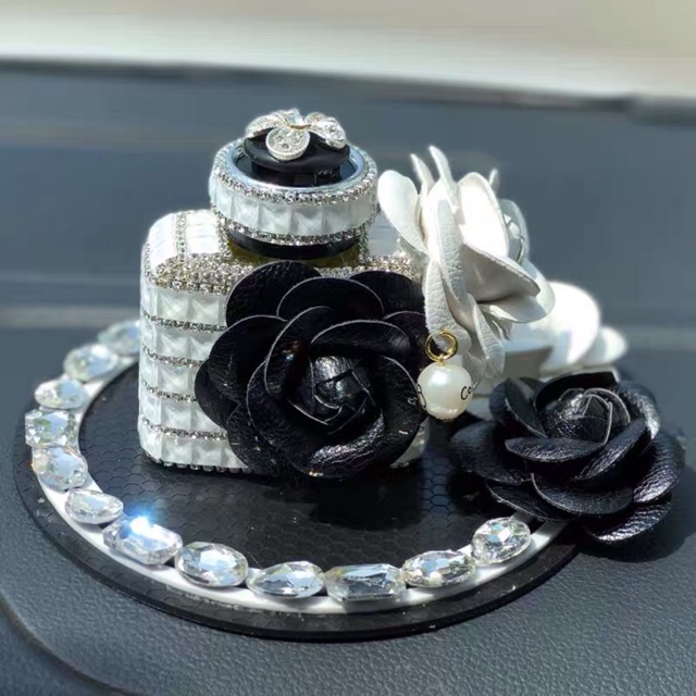 Parfume mobil barang mobil parfume perwangyi mewar parfume parfum mobil Parfum Parfume Pewangi