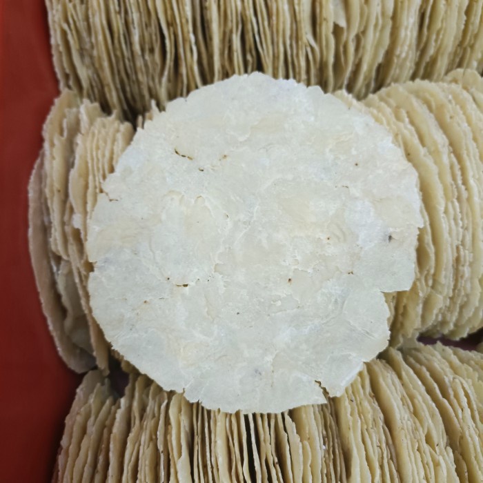 

SALE !!! EMPING MELINJO SUPER MENTAH DIAMETER 12 CM 250GR READYY