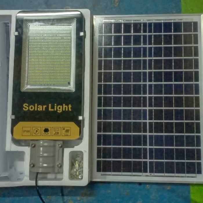 Lampu jalan 400w solar panel lampu PJU 400 watt solar cell remote