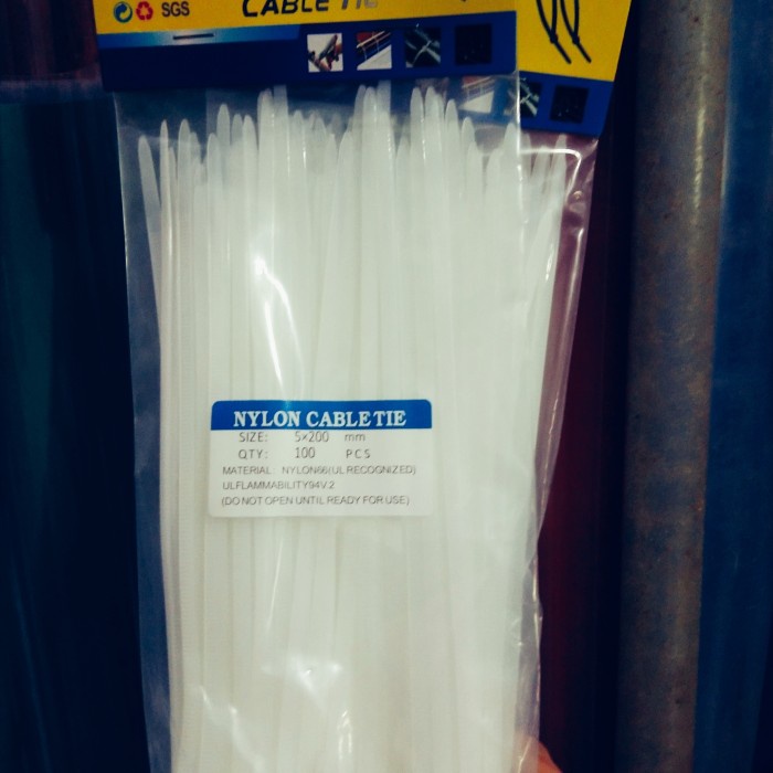 

CABLE TIE /KABELTIS /PENGIKAT PUTIH (NYLON TEBAL 5 X 200mm)