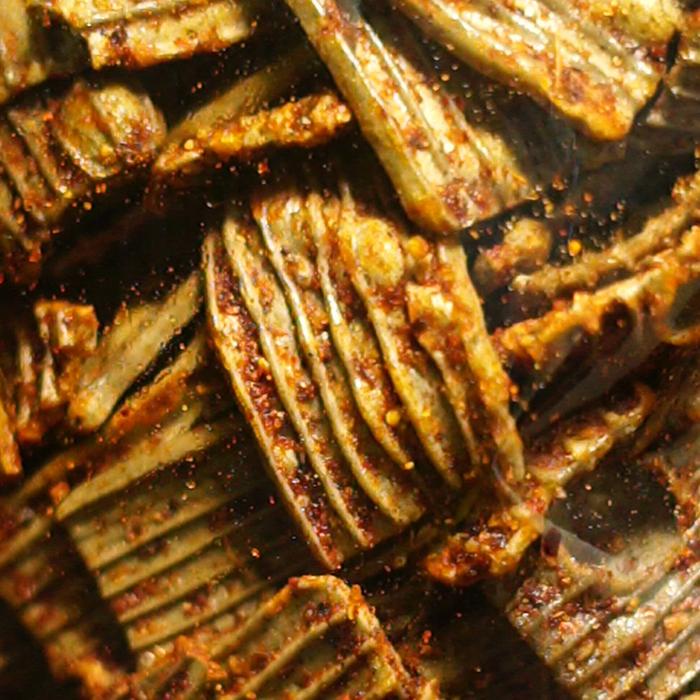 

1KG KERUPUK SEBLAK JENGKOL PEDAS