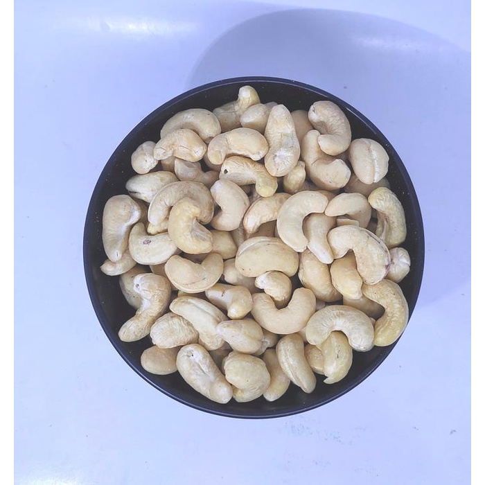 

1000gr Kacang Mede Utuh Sulawesi MENTAH dg Varian Besar - Jumbo/ Sedang-Besar/ Belah 2