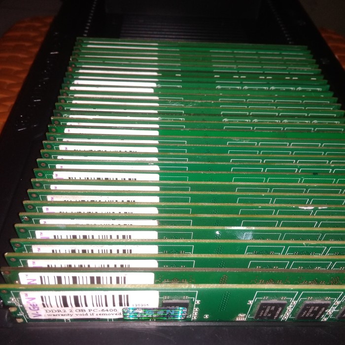 RAM MEMORY PC DDR2 2GB PC 6400 VGEN