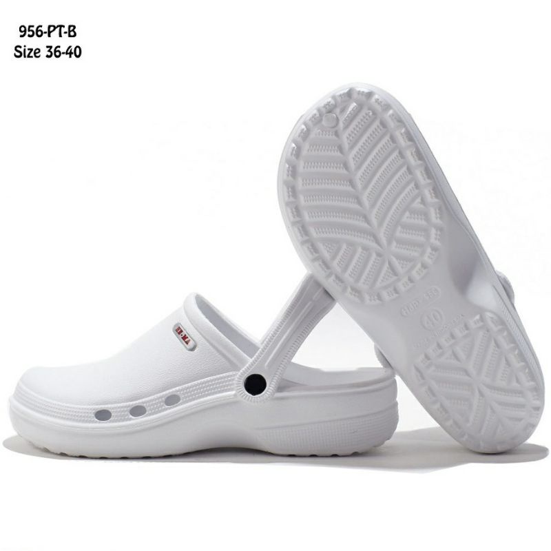 FREE ONGKIR SANDAL SEPATU CROCS MEDIS PUTIH SANDAL BAIM PRIA WANITA PERAWAT BIDAN DOKTER SANDAL