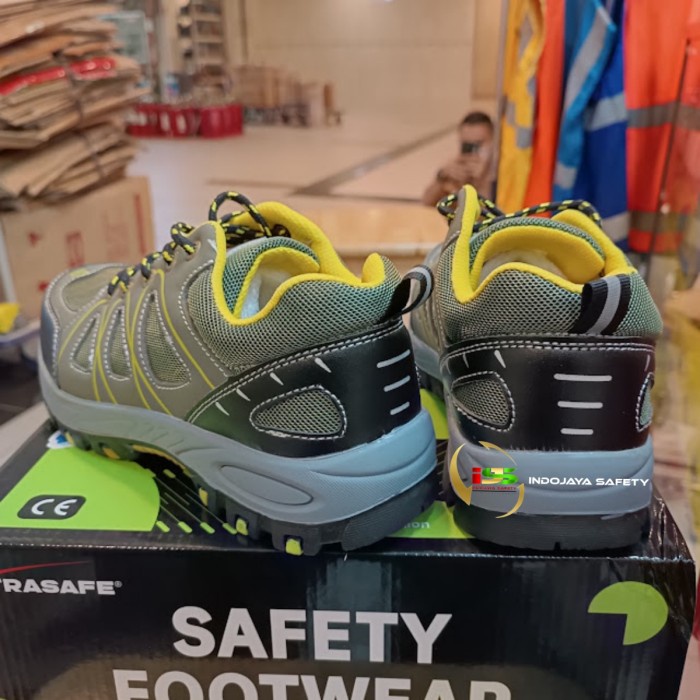 Sepatu Safety Sneakers Xtrasafe Elbrus - Safety Shoes Sporty Ujung Besi